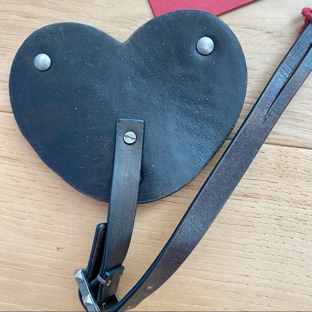 Valentino Garavani Leather Heart Bag Charm/Key Charm NWT - Picture 12 of 16